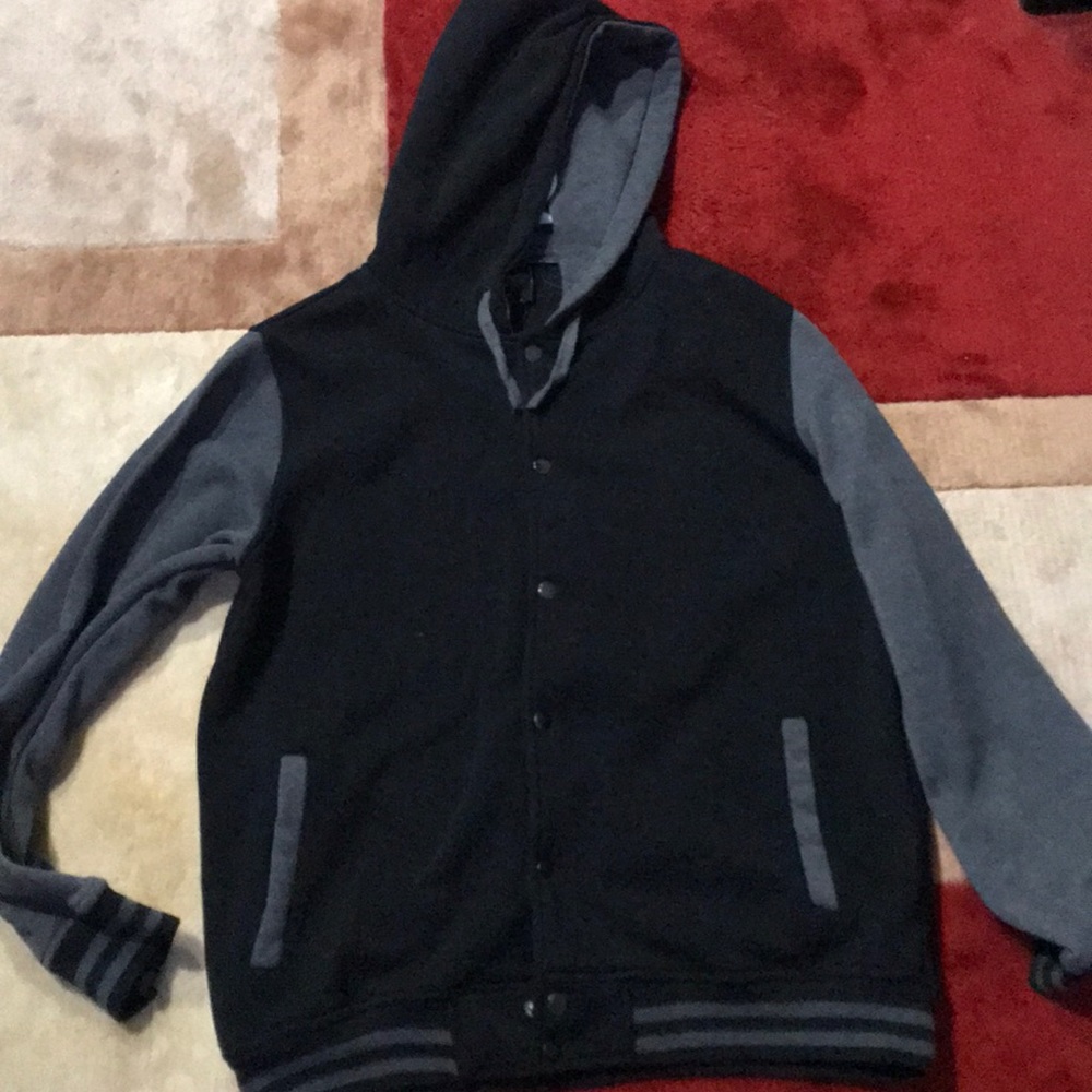 Black and gray button up jacket